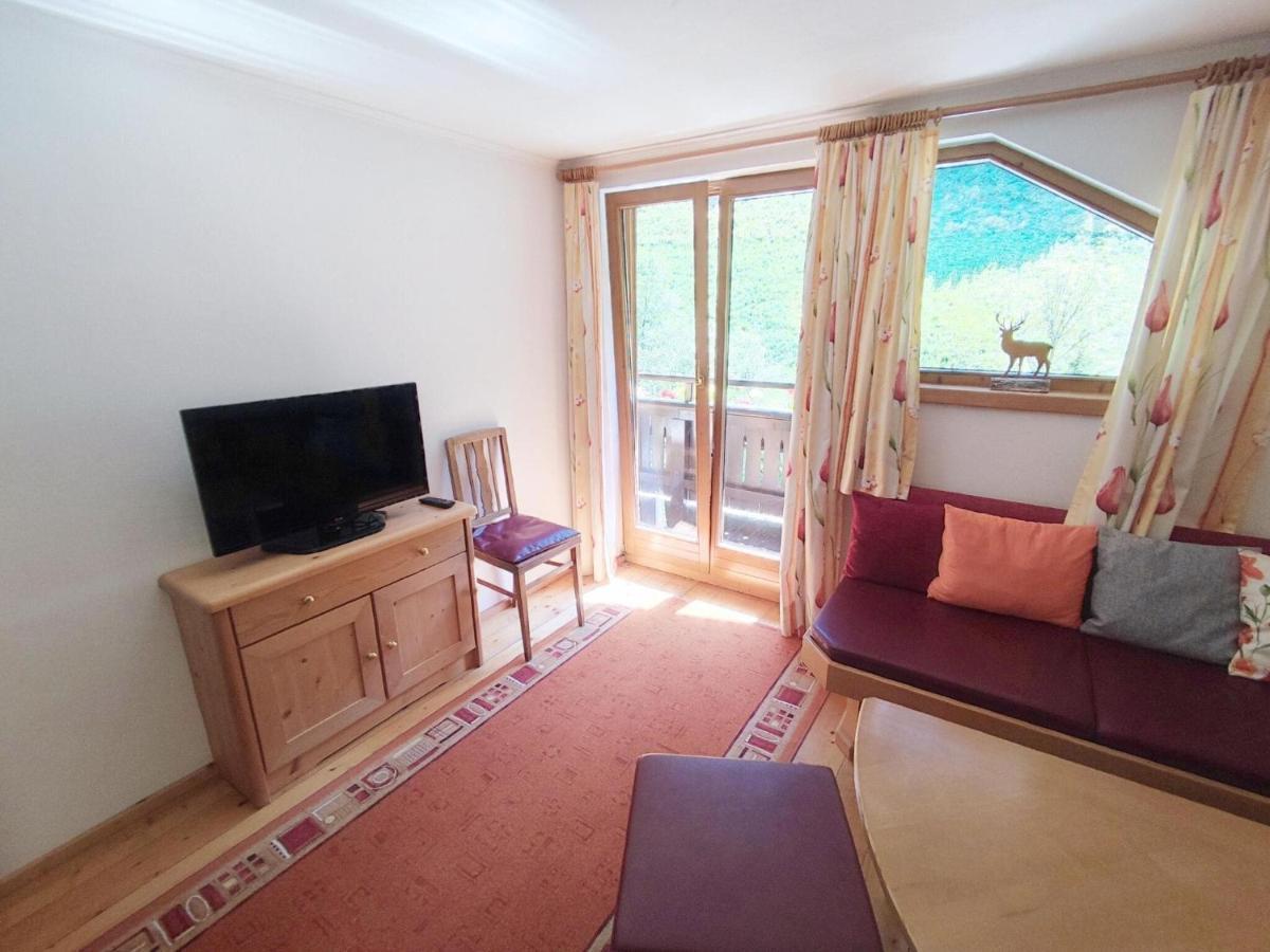 Pretty Holiday Home In Mayerhofen With Balcony Майерхофен Екстериор снимка