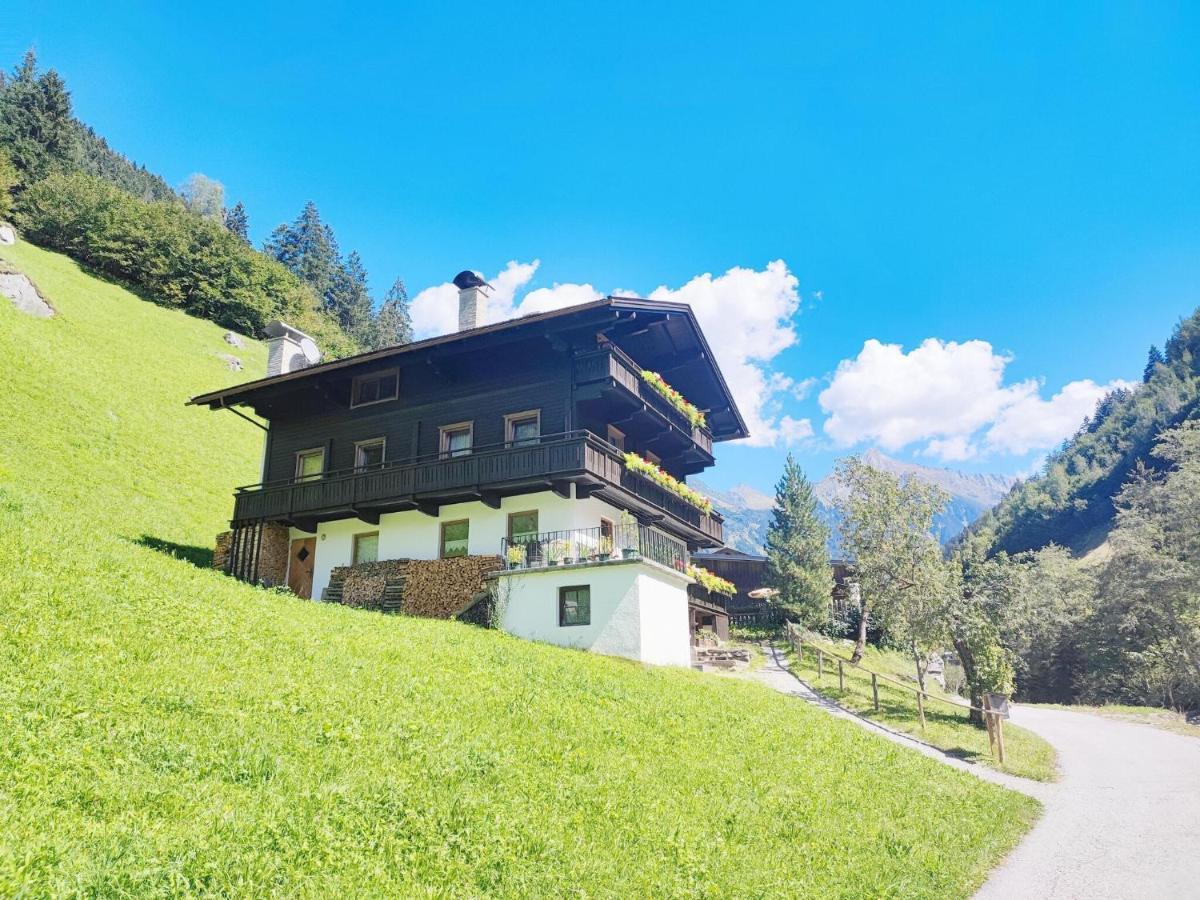 Pretty Holiday Home In Mayerhofen With Balcony Майерхофен Екстериор снимка